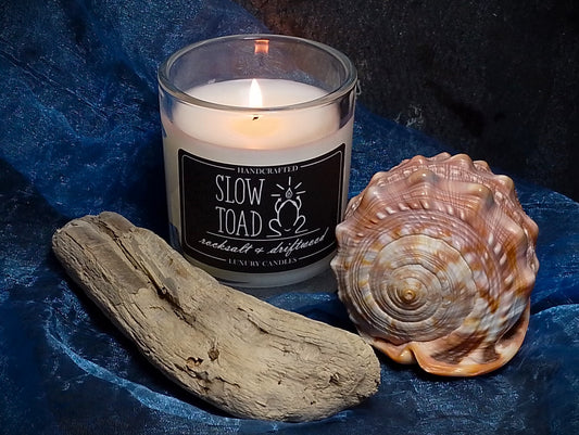 Rocksalt & Driftwood Scented Candle